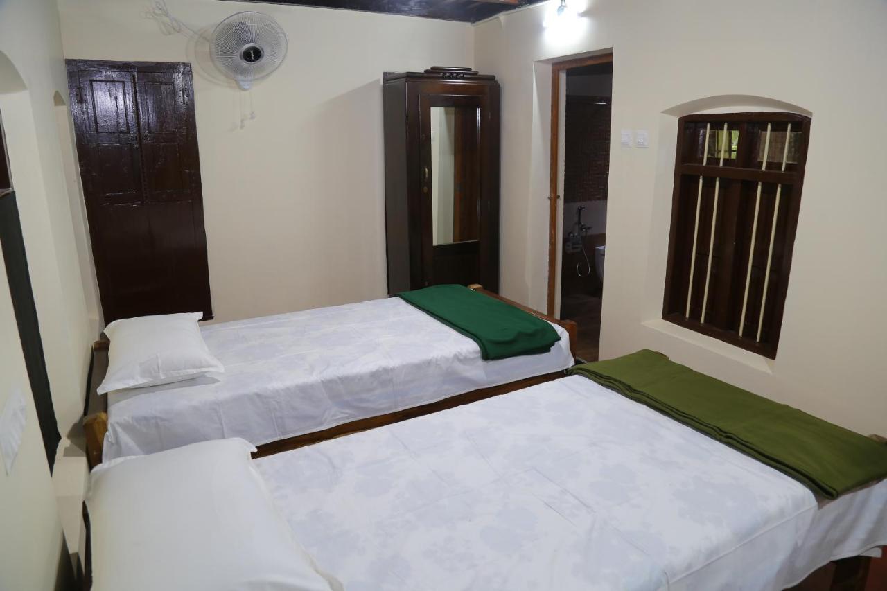 The Mana-Heritage Stay - Chengazhimattam Mana Kottayam Buitenkant foto